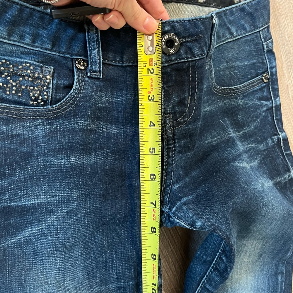 Guess Jeans - Picture 12 of 16